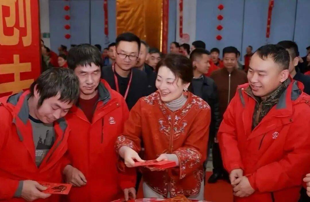 娃哈哈“內戰”打到了最殘酷的時候<strong></p>
<p>金屬制品廠
</strong>，宗馥莉這次腹背受敵:金屬制品廠
