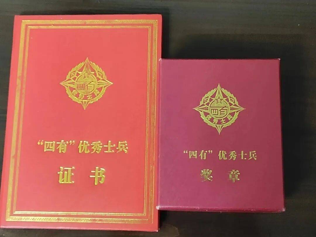 牛！退役半個月<strong></p>
<p>金屬制品廠
</strong>，他第三次入伍！:金屬制品廠
