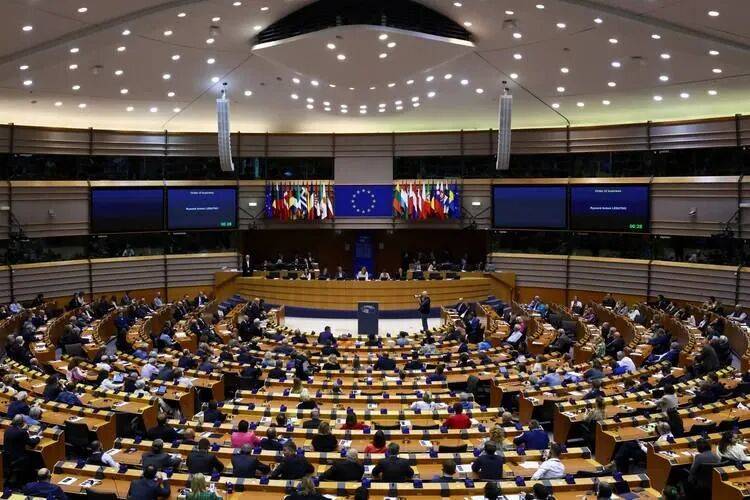 王毅專機落地前，歐盟對華連出兩招，不到24小時，意大利率先選邊站:金屬制品廠
