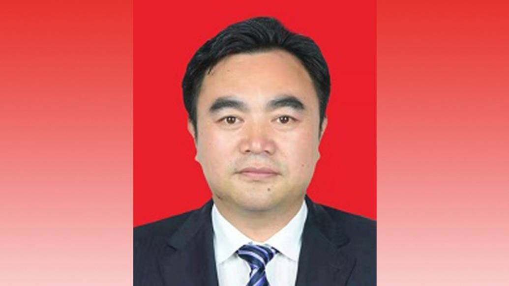 眉山市委常委、組織部部長、秘書長高立新調(diào)任四川省政府駐京辦:金屬制品廠
