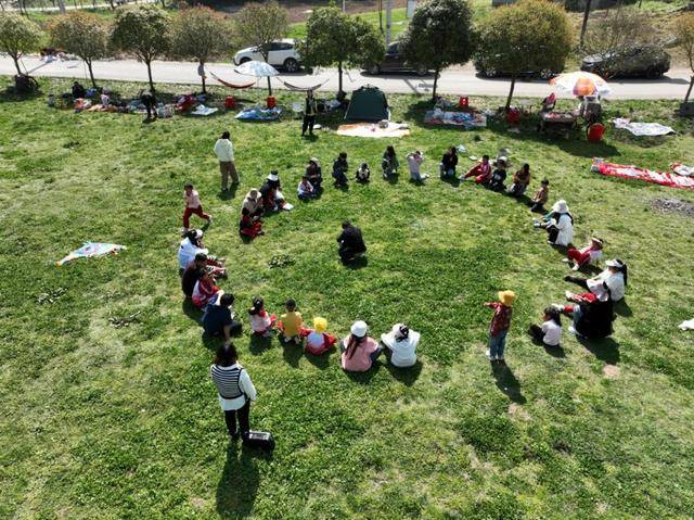 多地探索設置中小學春秋假，怎么休更合適？新華社調查:金屬制品廠
