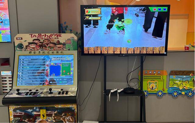 海底撈，和西貝“搶娃”:金屬制品廠
