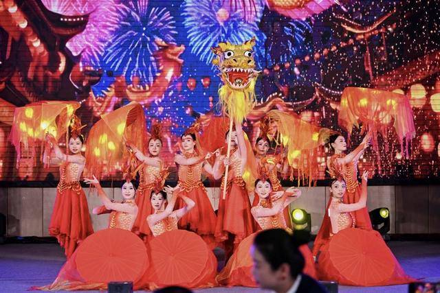 2025陜西丹鳳紅酒文化交流會正式啟幕:金屬制品廠
