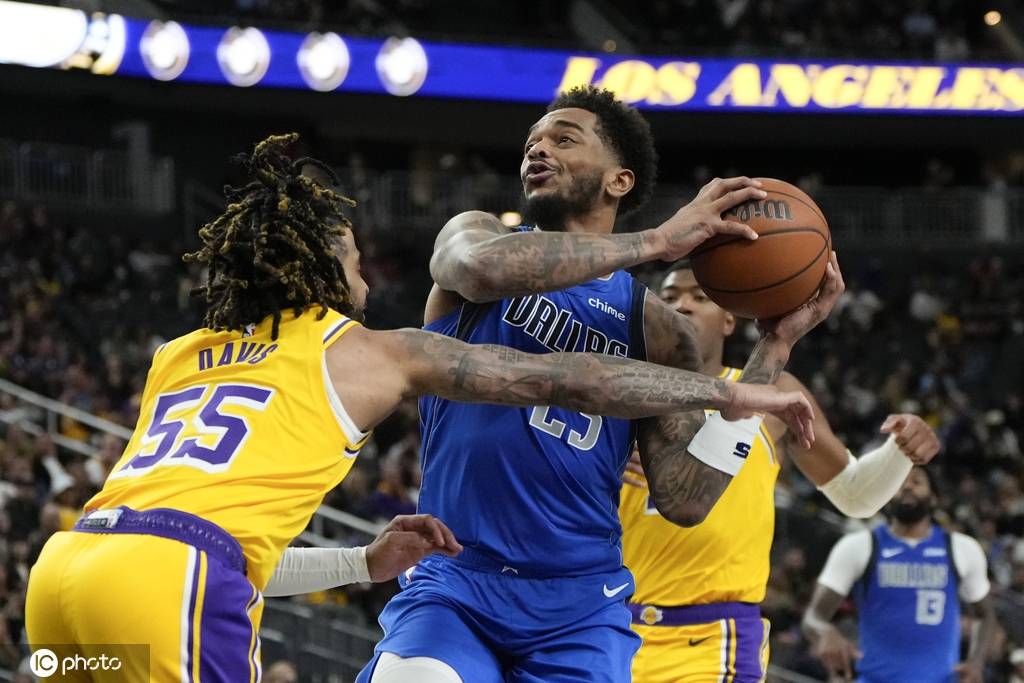 季前賽-濃眉18+9八村塁19分 湖人末節(jié)僅8分遭獨(dú)行俠逆轉(zhuǎn):金屬制品廠
